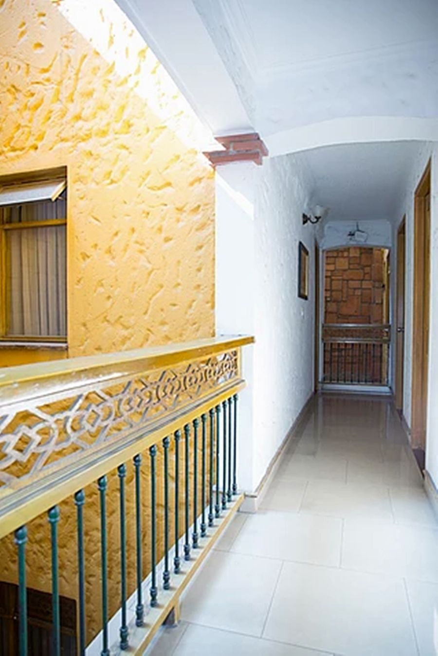 Ayenda 1223 Porton De La 10 Hotel Medellin Bagian luar foto